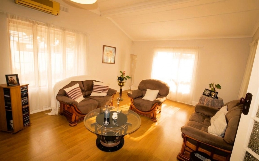 4 Bedroom Property for Sale in Berea Eastern Cape